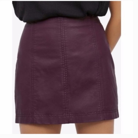 Free People Modern Femme Faux Leather Mini Skirt—Size 6 - Picture 2 of 7